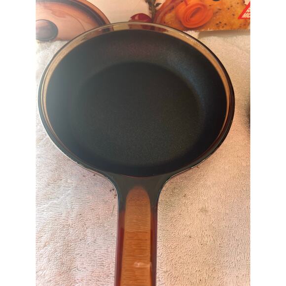 Vintage Visions Cookware Sculptured Nonstick by Corning 3 Pc Get Acquainted Set - Picture 3 of 6